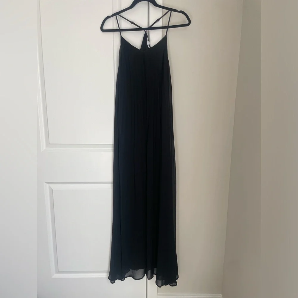Bar III Pleated V-Neck Maxi Dress Black Size M‎